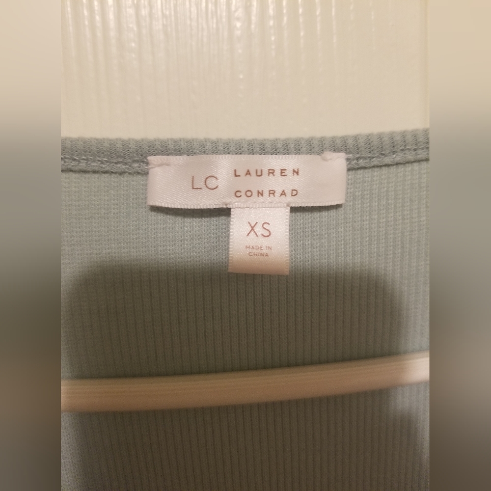 LC Dress - Picture 4 of 4